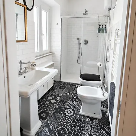 Royal Nest Apartman